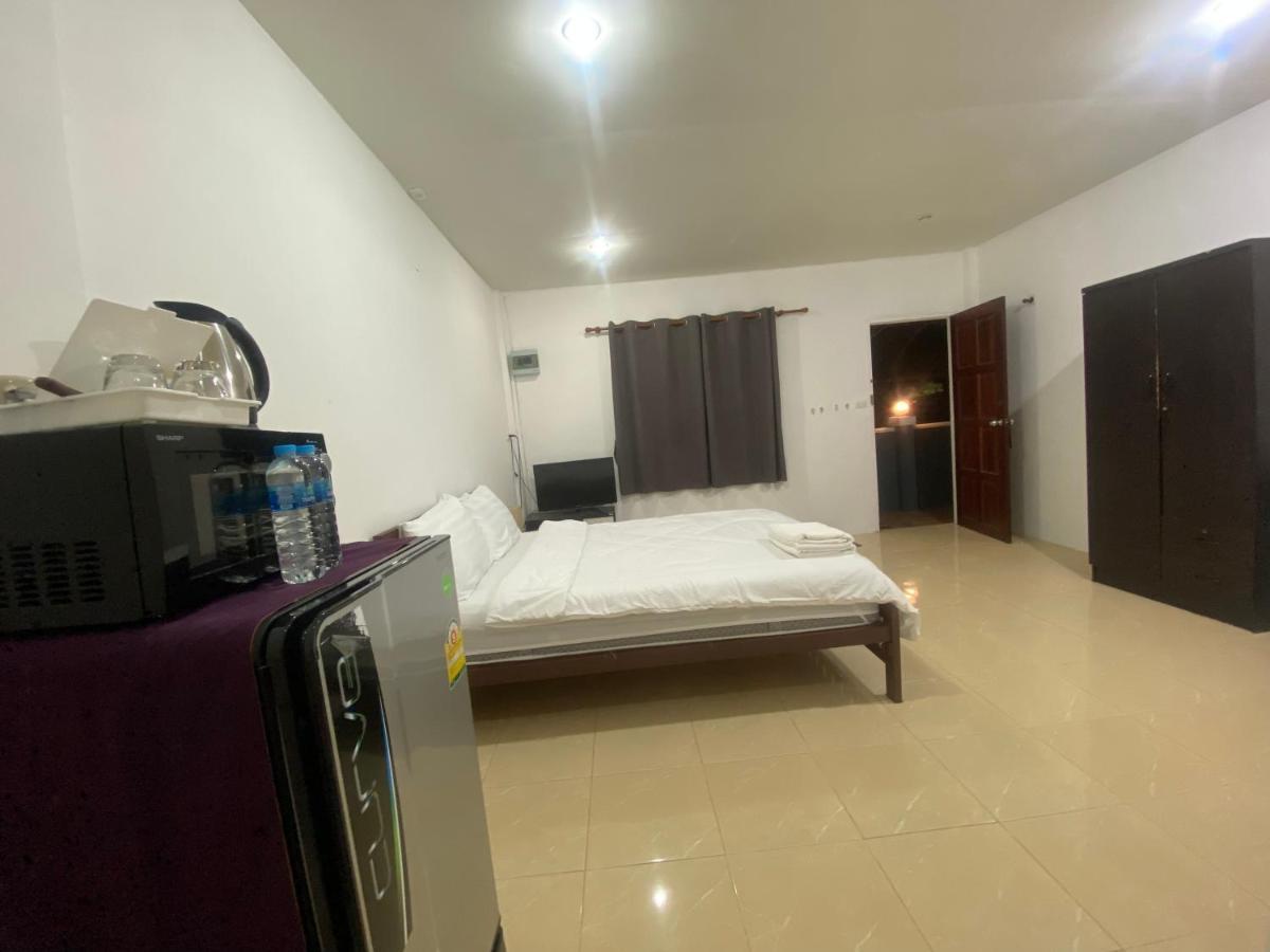 Bangtao Corner Apartment Банг Тао Бийч Екстериор снимка